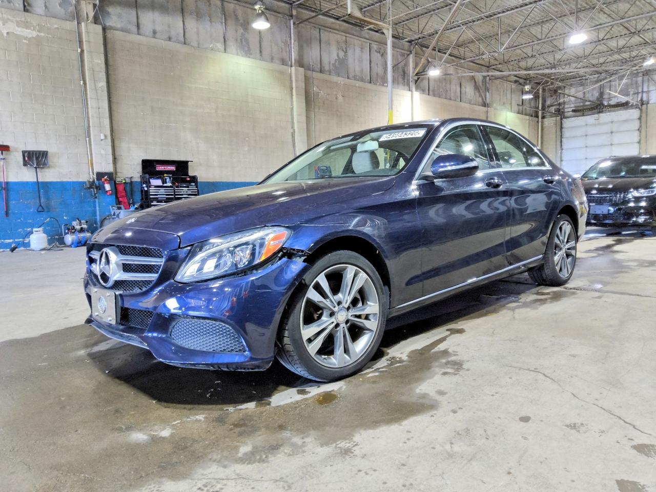 Salvage Mercedes-Benz C-Class Image