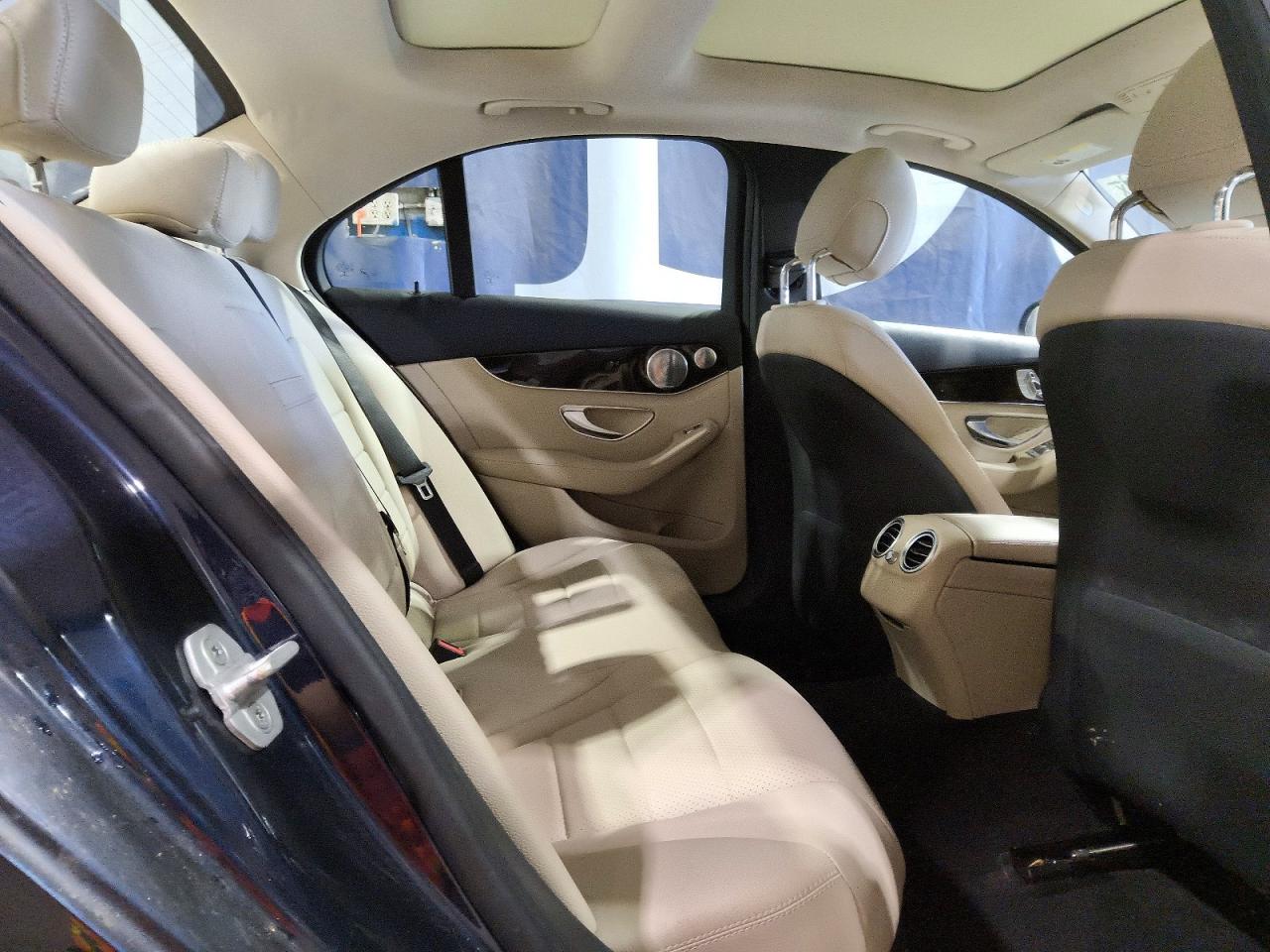 Mercedes-Benz C-Class 300 4matic