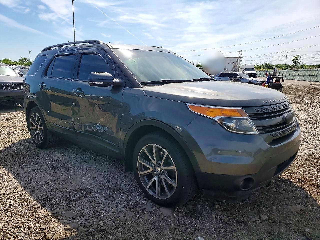 Ford Explorer Xlt