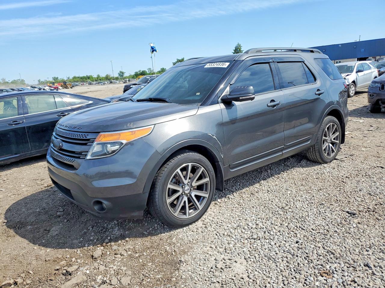 Salvage Ford Explorer Image
