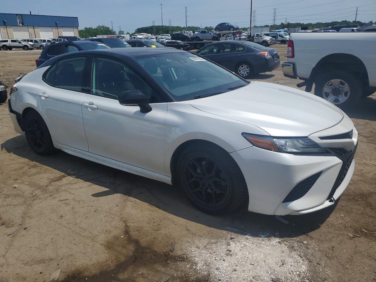 Toyota Camry Xse