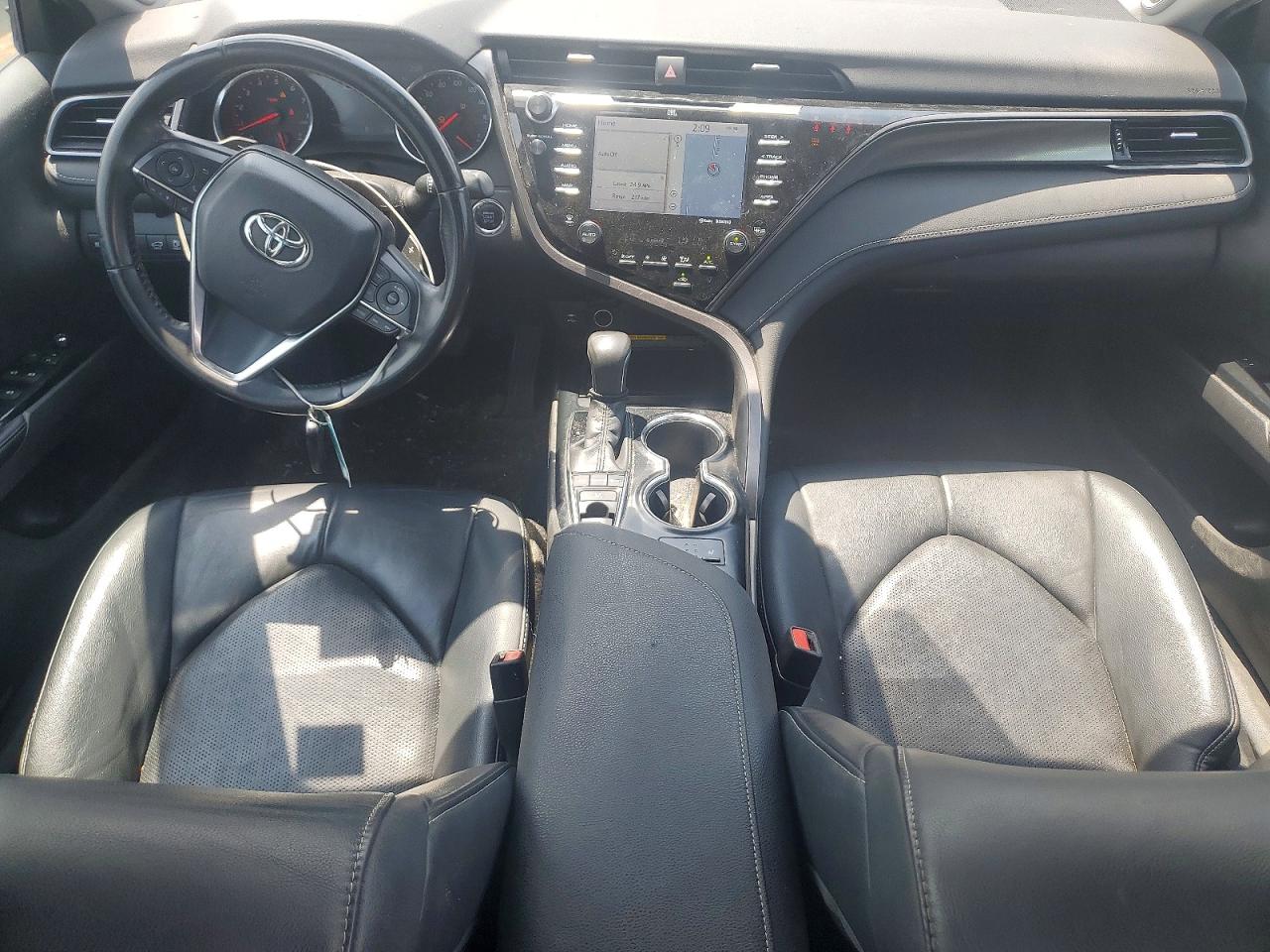 Toyota Camry Xse