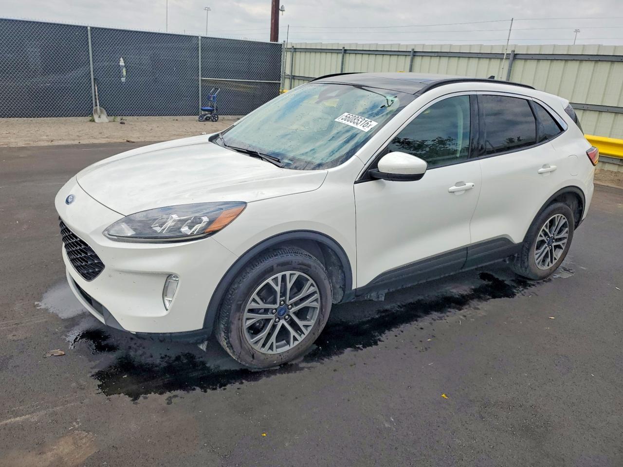 Salvage Ford Escape Image