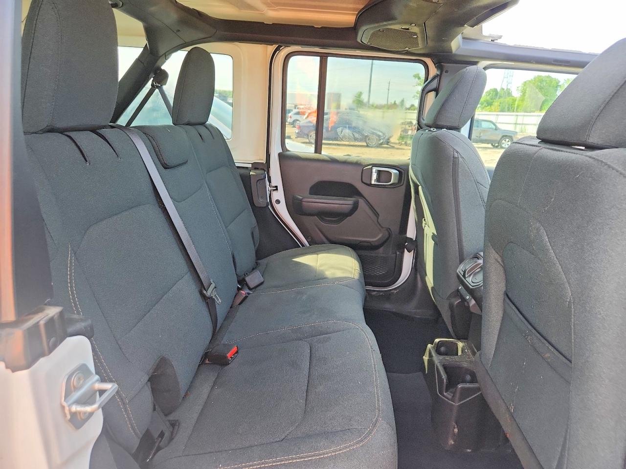 Jeep Wrangler Sport