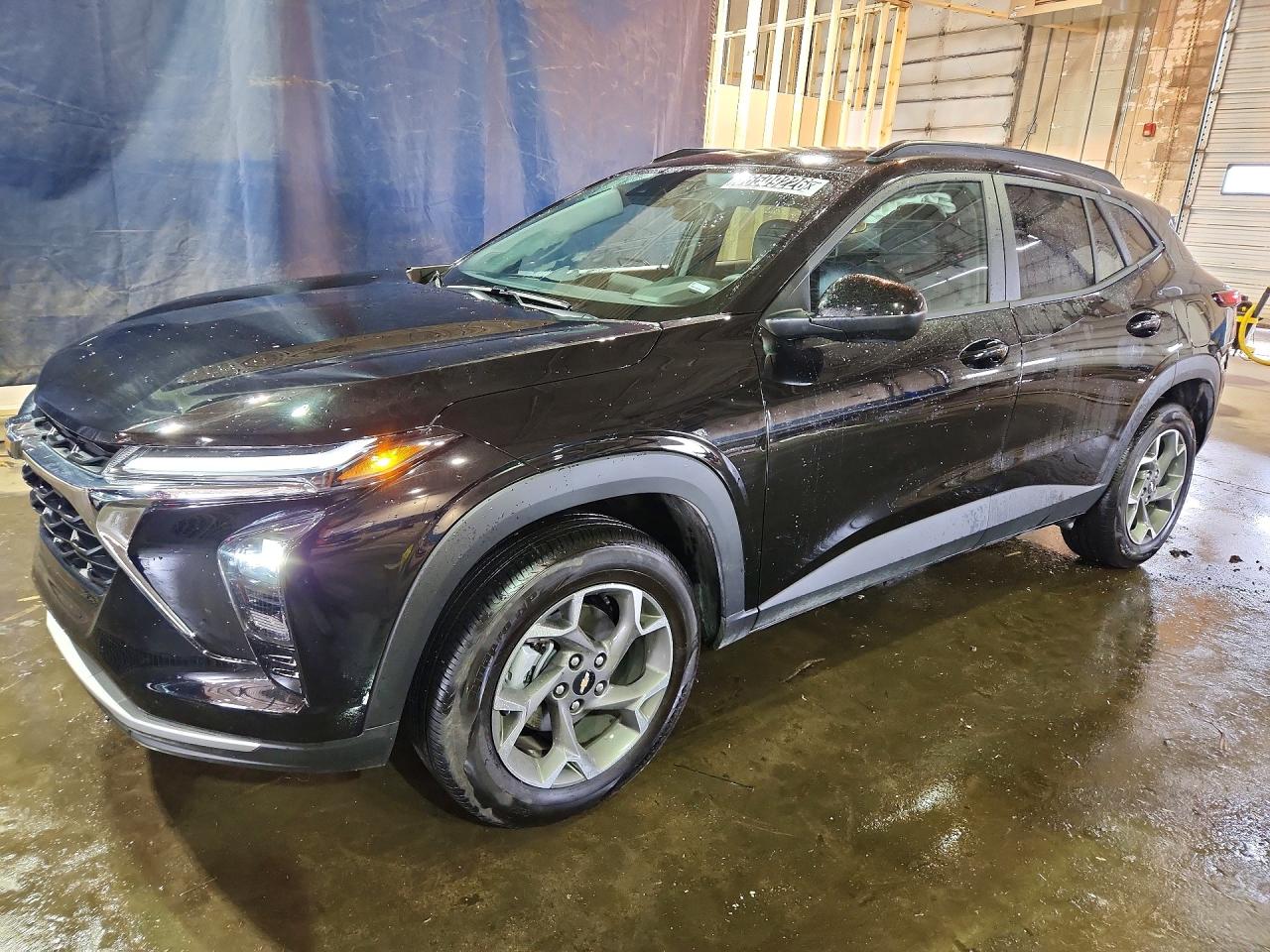 Salvage Chevrolet Trax Image