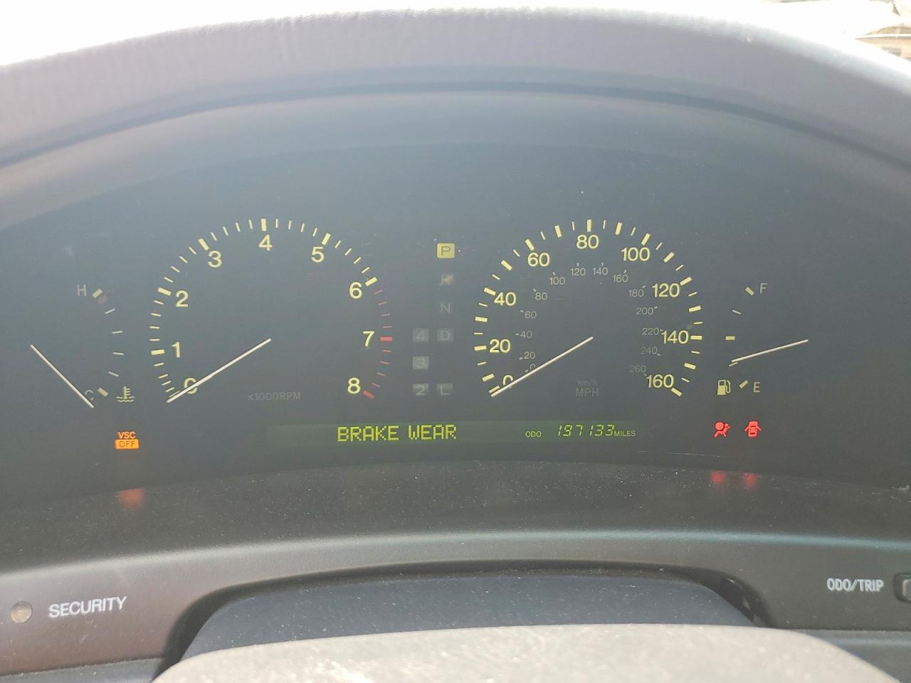 Lexus LS 400