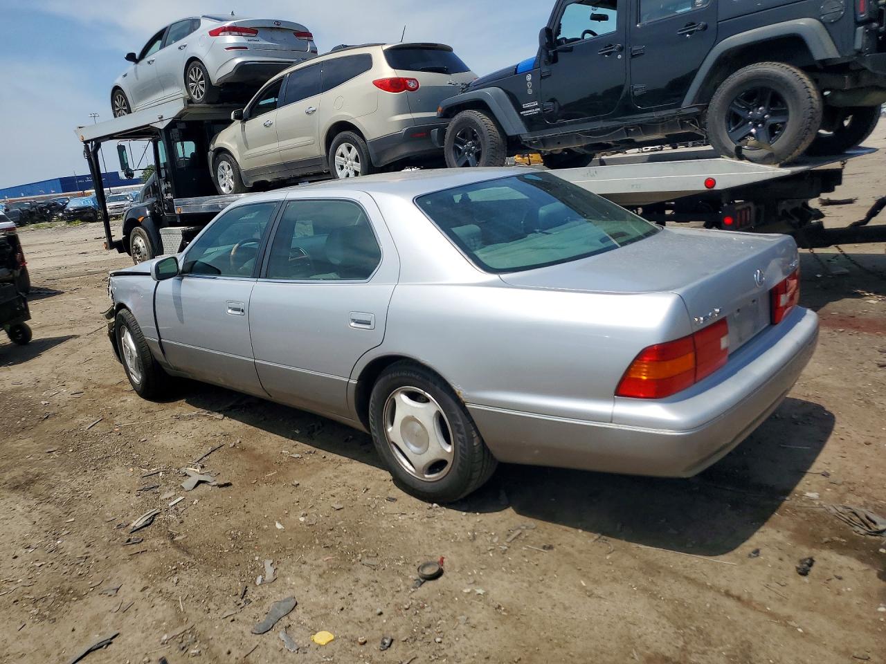 Lexus LS 400