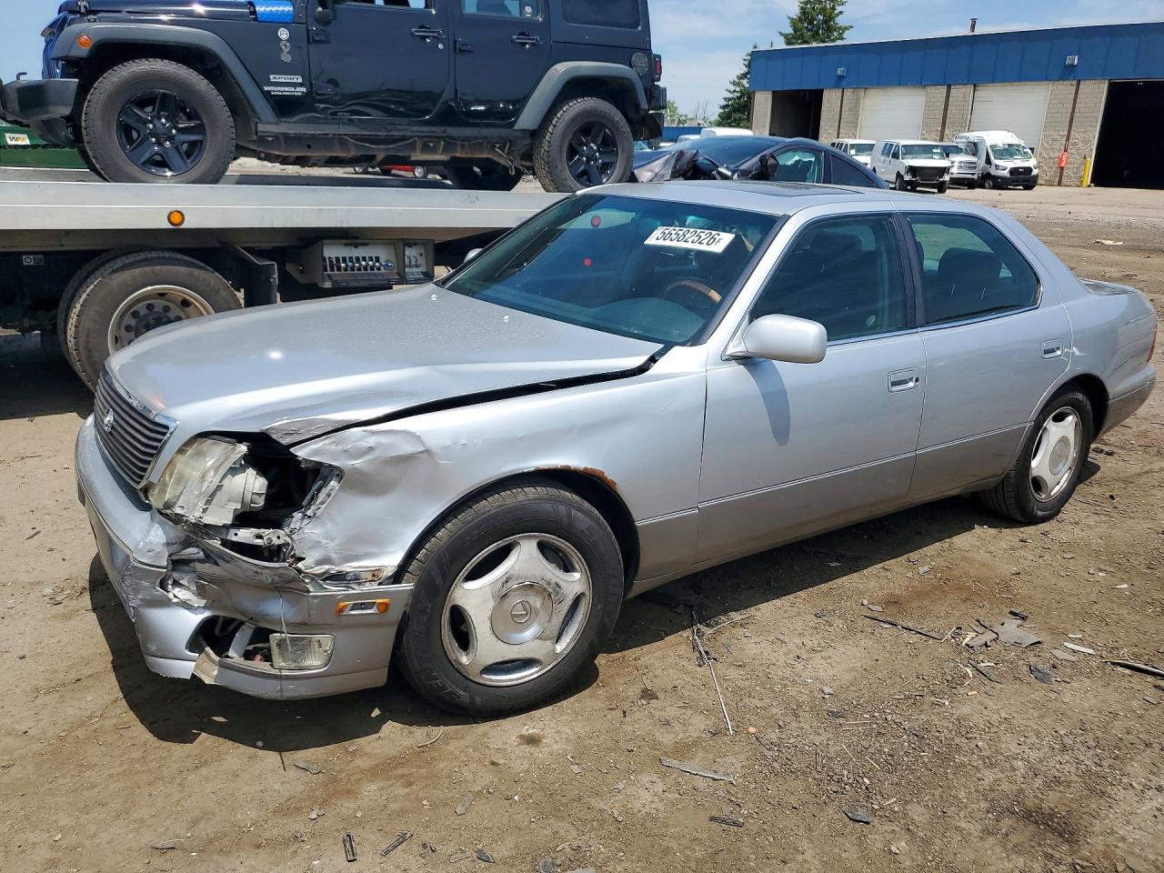 Salvage Lexus LS Image