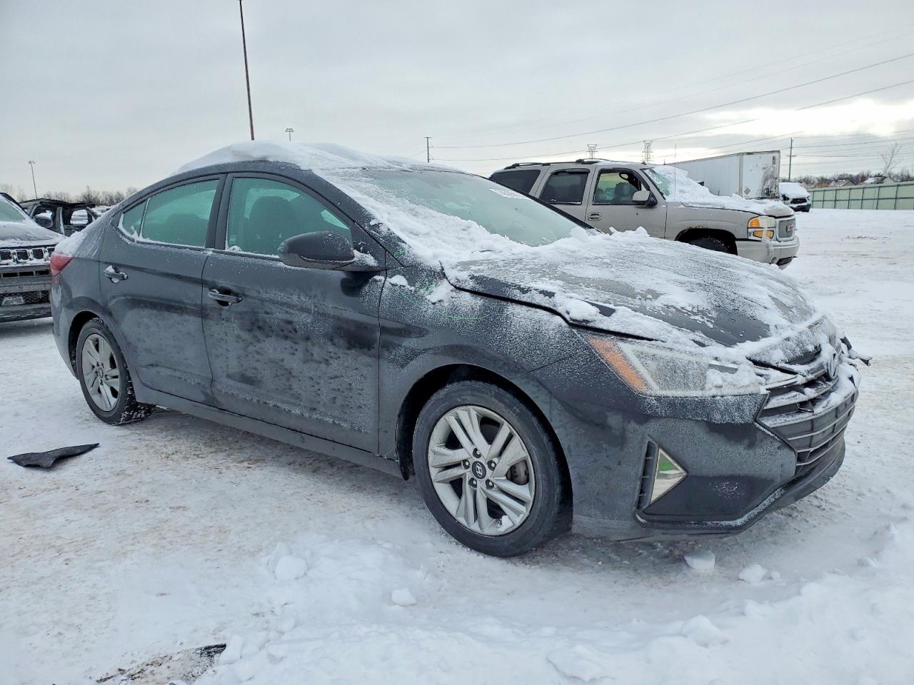 Hyundai ELANTRA Sel