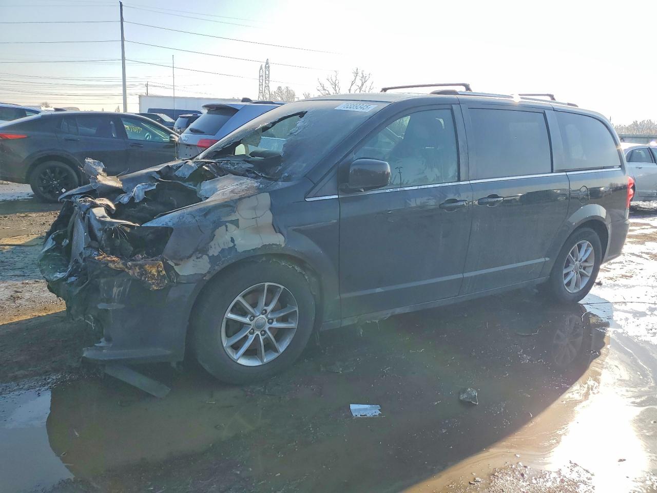 Salvage Dodge Grand Caravan Image