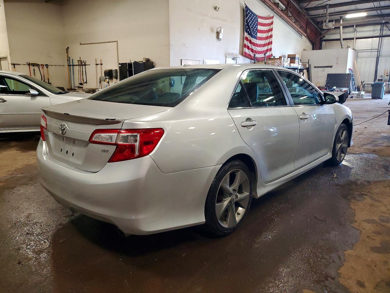 Toyota Camry Se V6