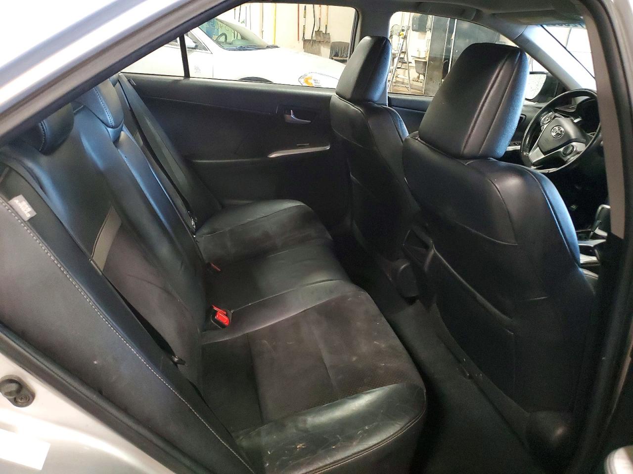 Toyota Camry Se V6