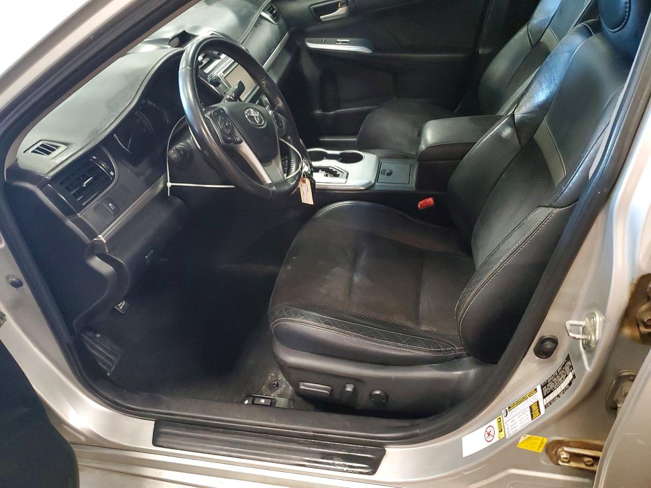 Toyota Camry Se V6