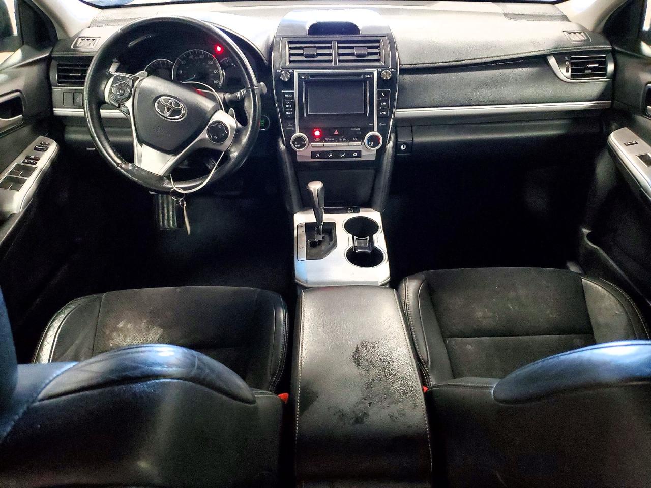 Toyota Camry Se V6