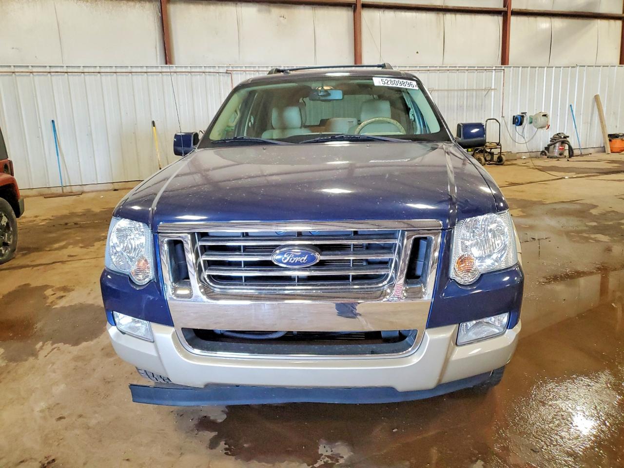 Ford Explorer Eddie Bauer