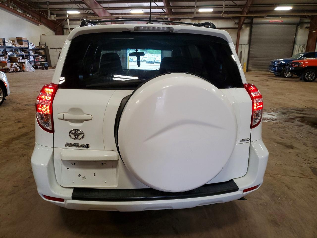 Toyota RAV4 Base
