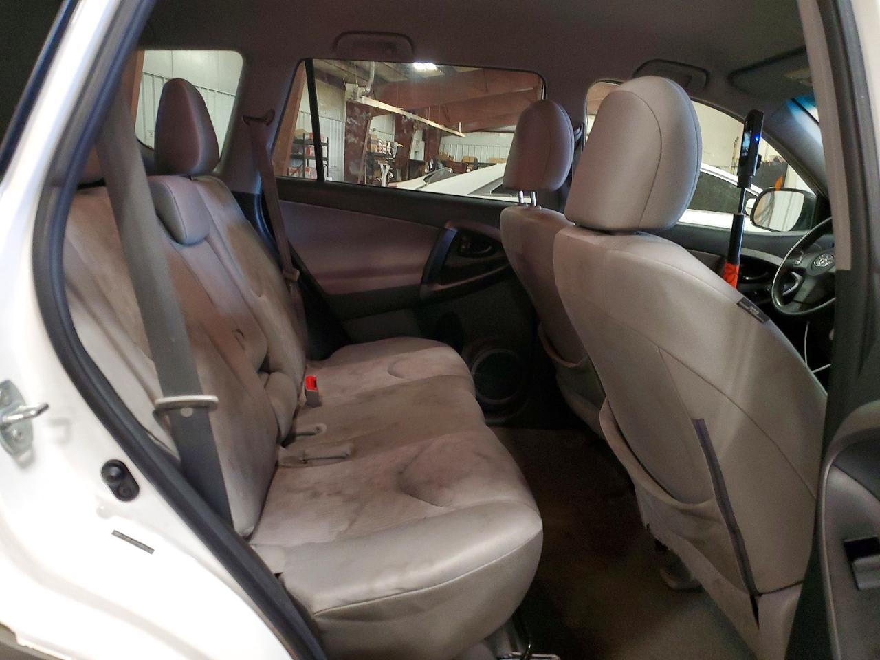 Toyota RAV4 Base