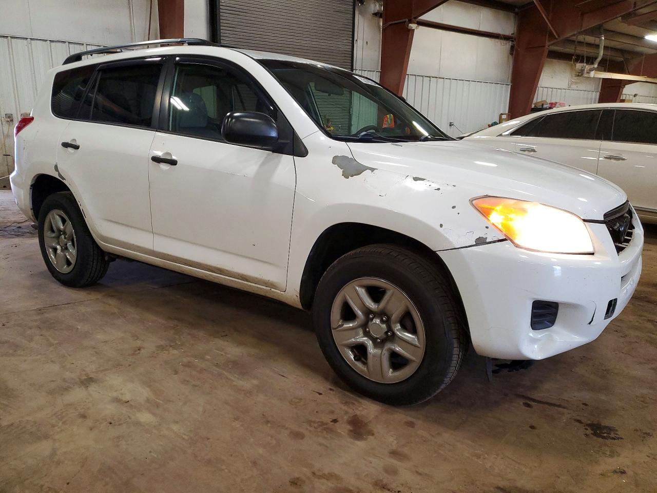 Toyota RAV4 Base