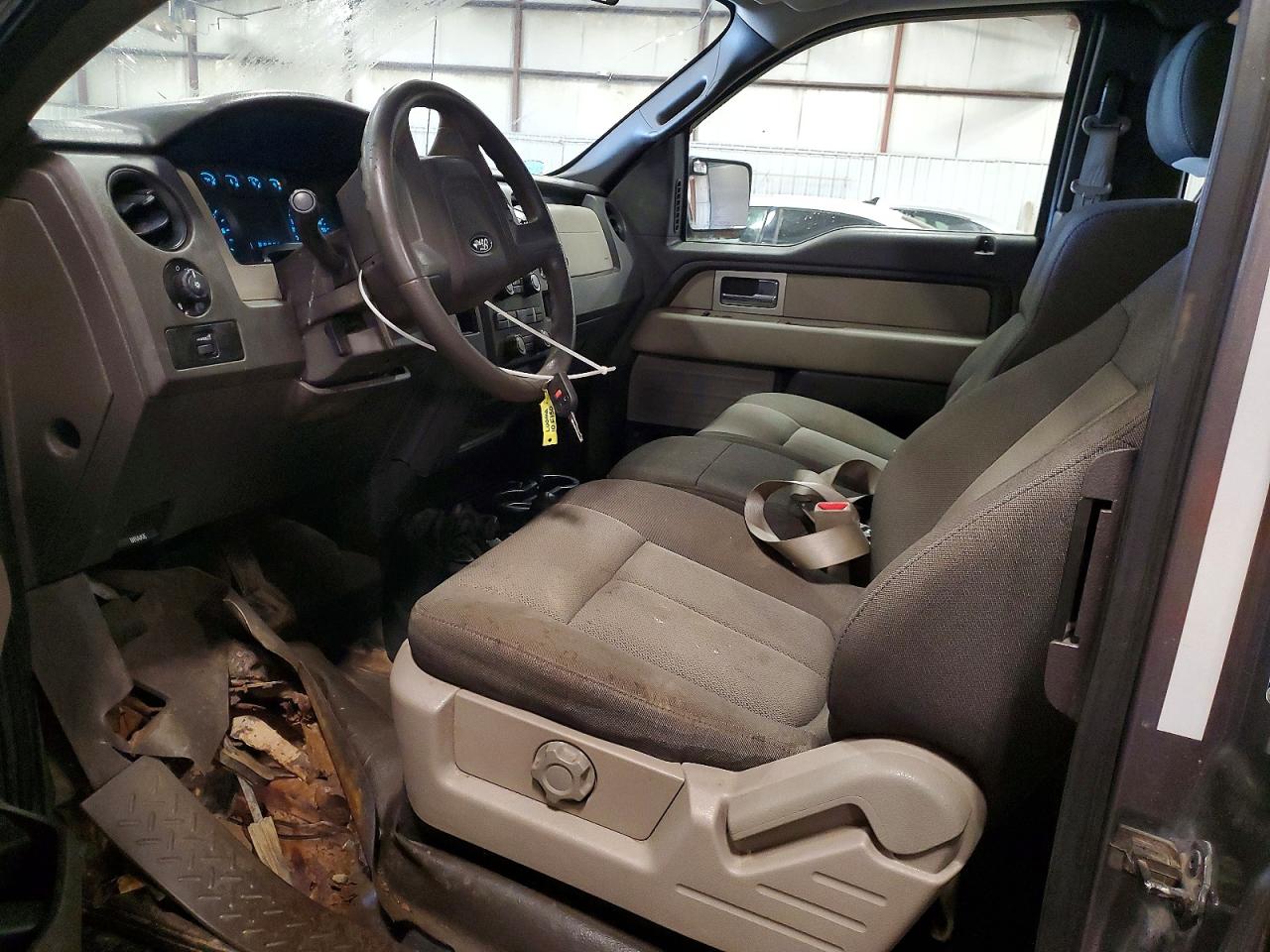 Ford F-150 Super Cab