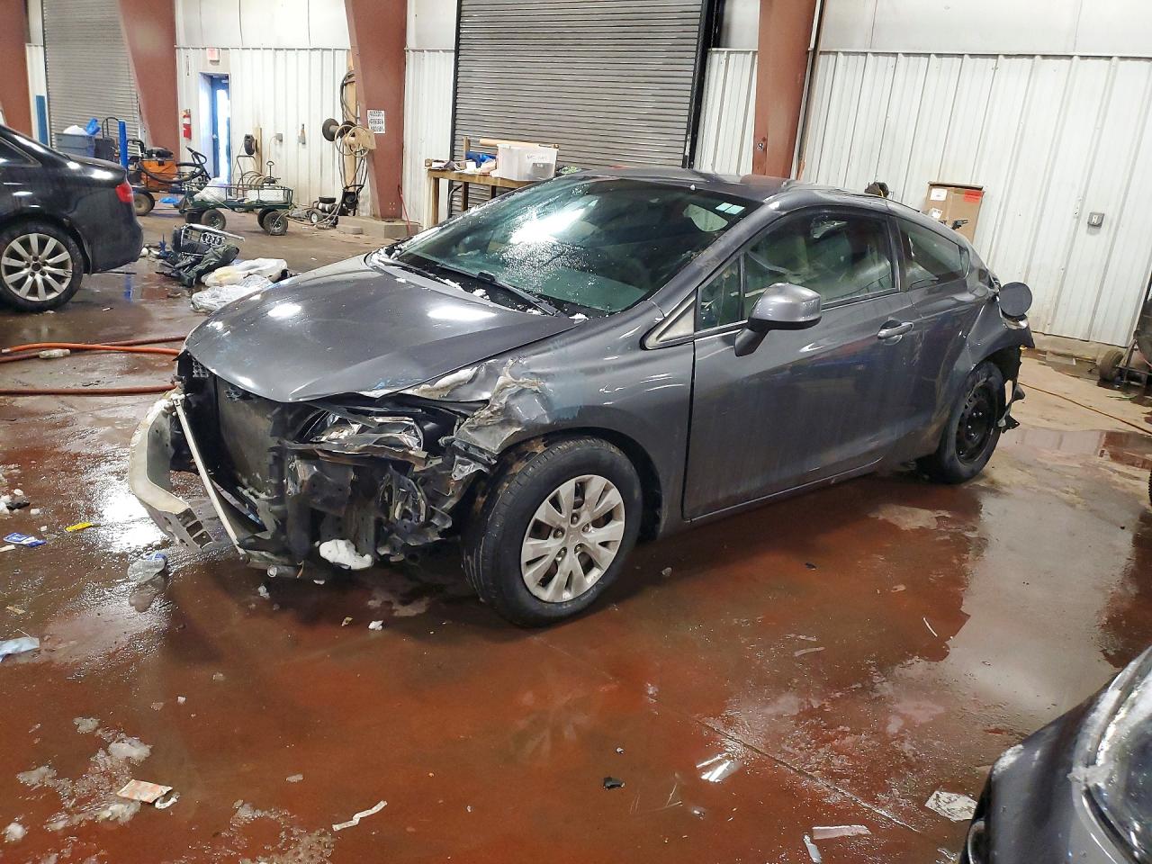 Salvage Honda Civic Image