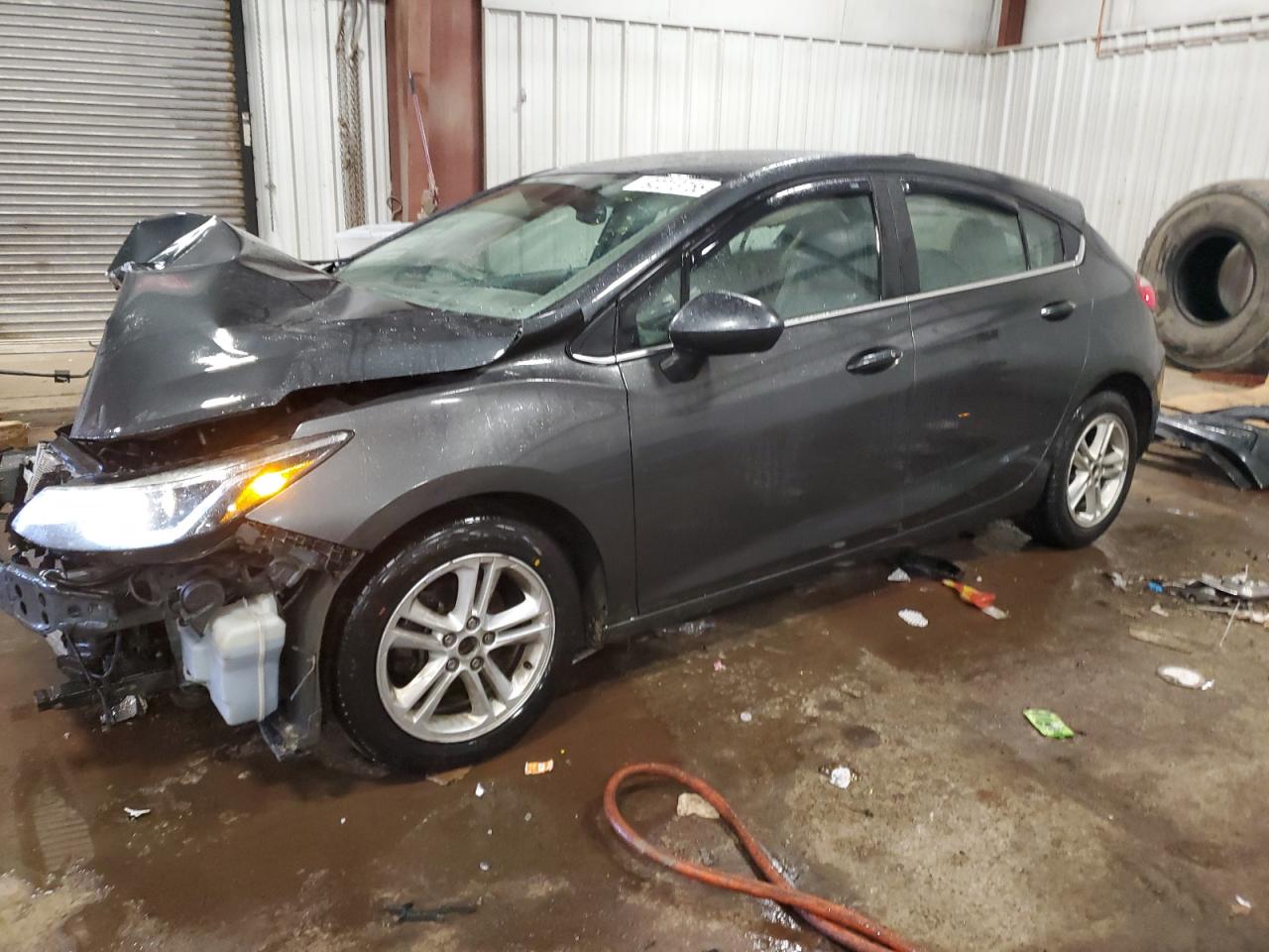 Salvage Chevrolet Cruze Image