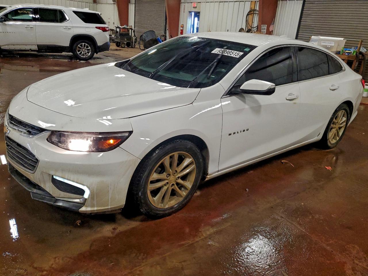 Salvage Chevrolet Malibu Image