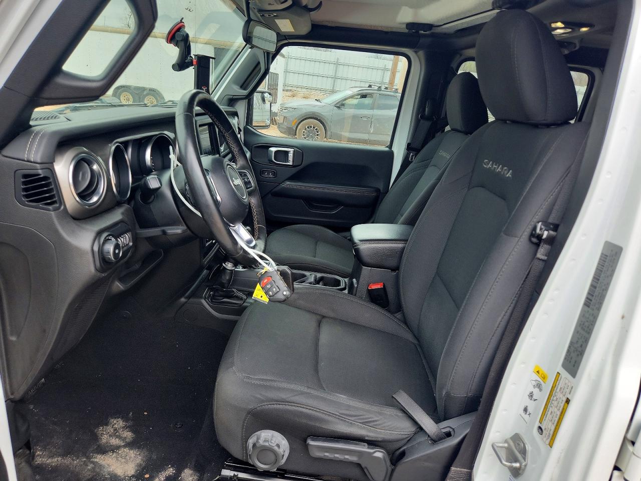 Jeep Wrangler Sahara
