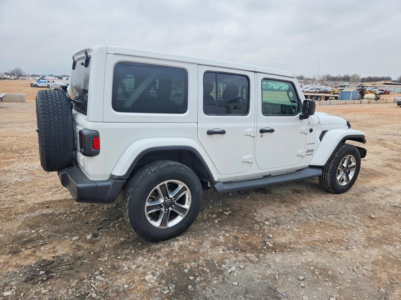 Jeep Wrangler Sahara