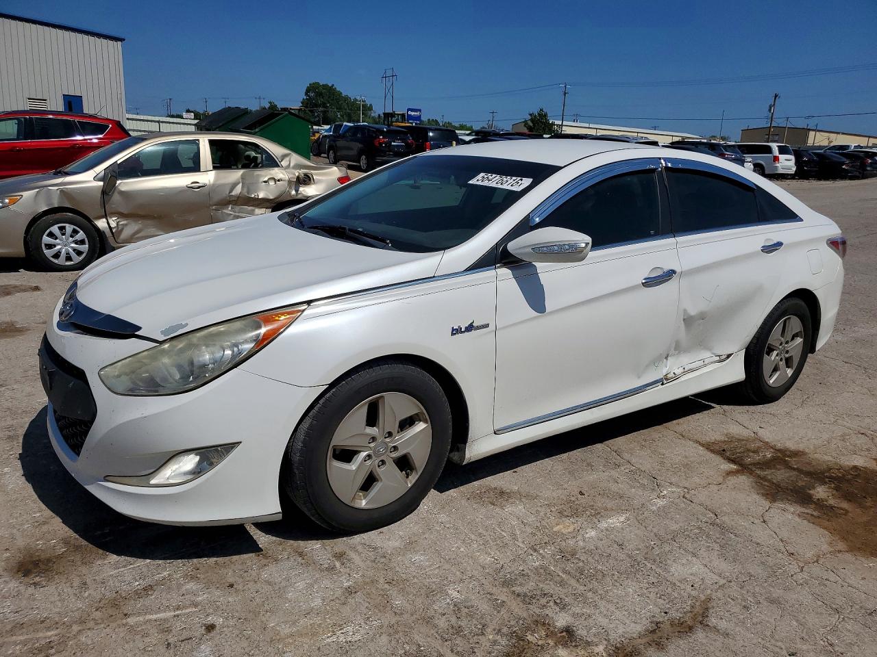 Salvage Hyundai SONATA Image