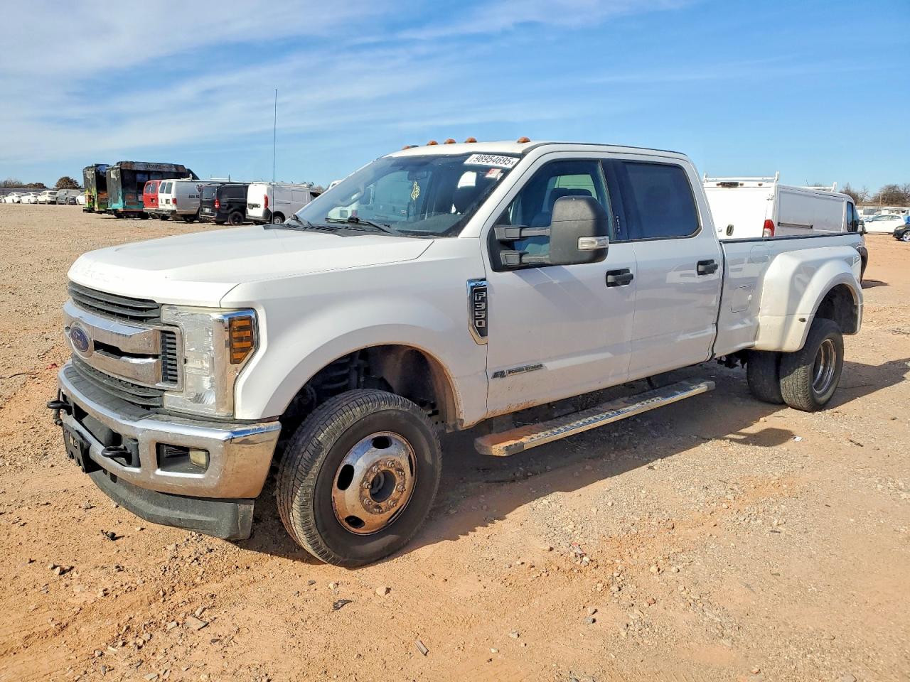 Salvage Ford F-350 Image