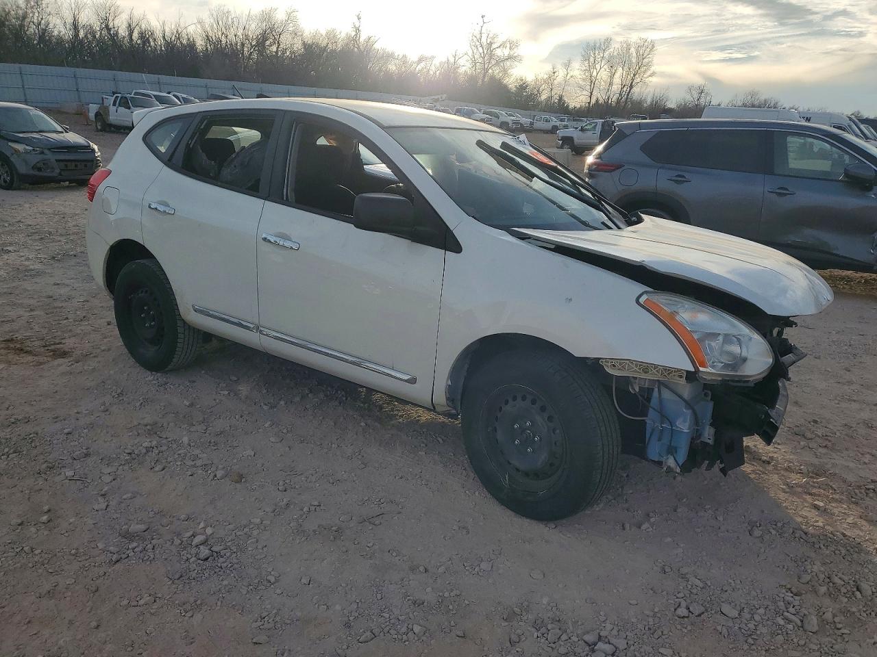 Nissan Rogue S