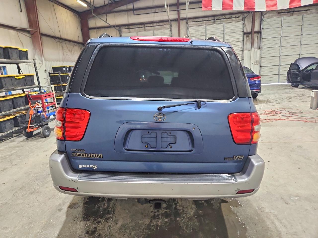 Toyota Sequoia Sr5