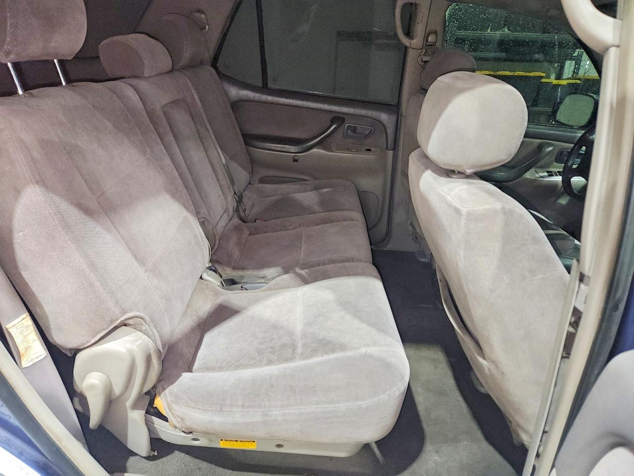 Toyota Sequoia Sr5