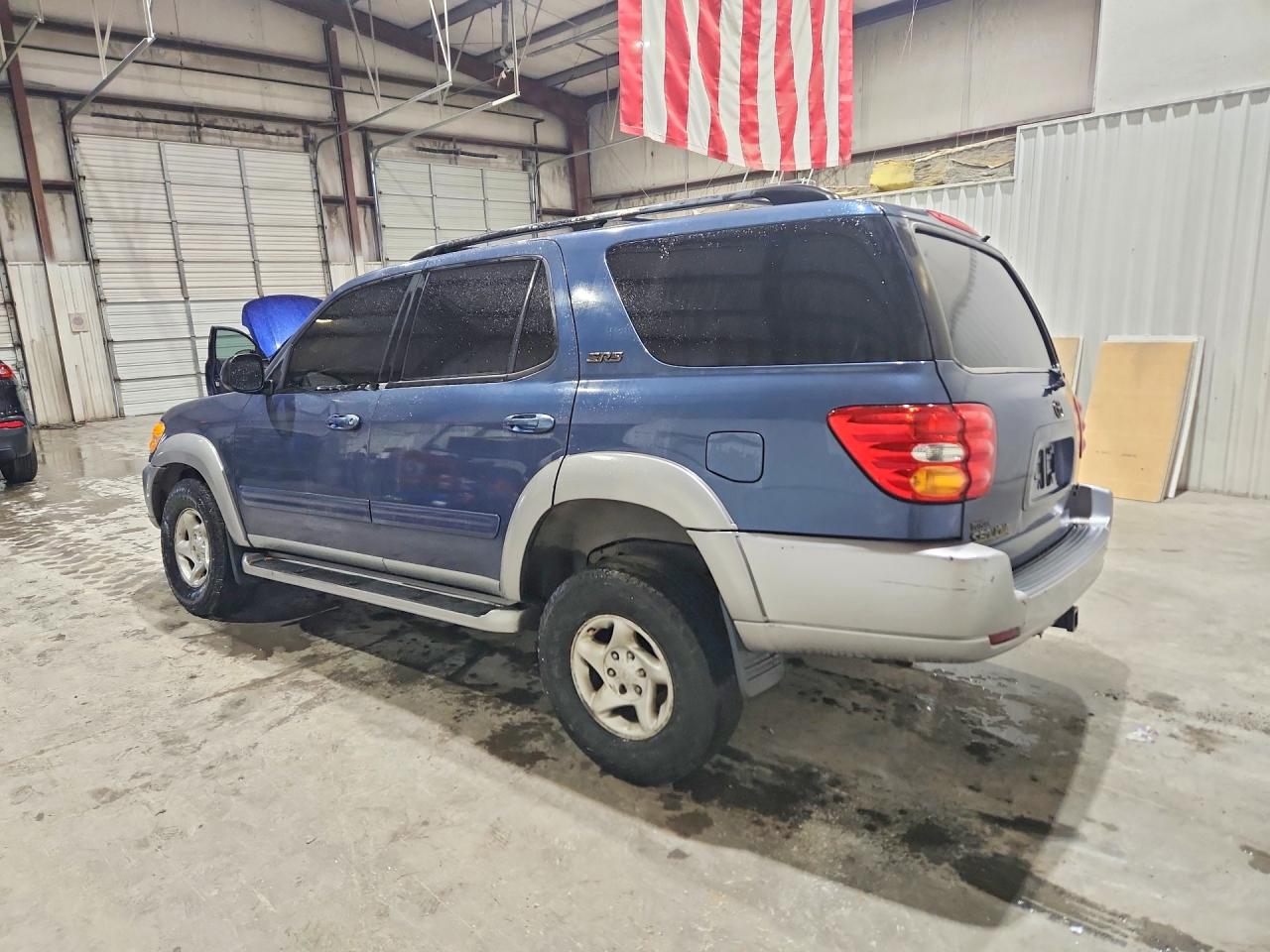 Toyota Sequoia Sr5