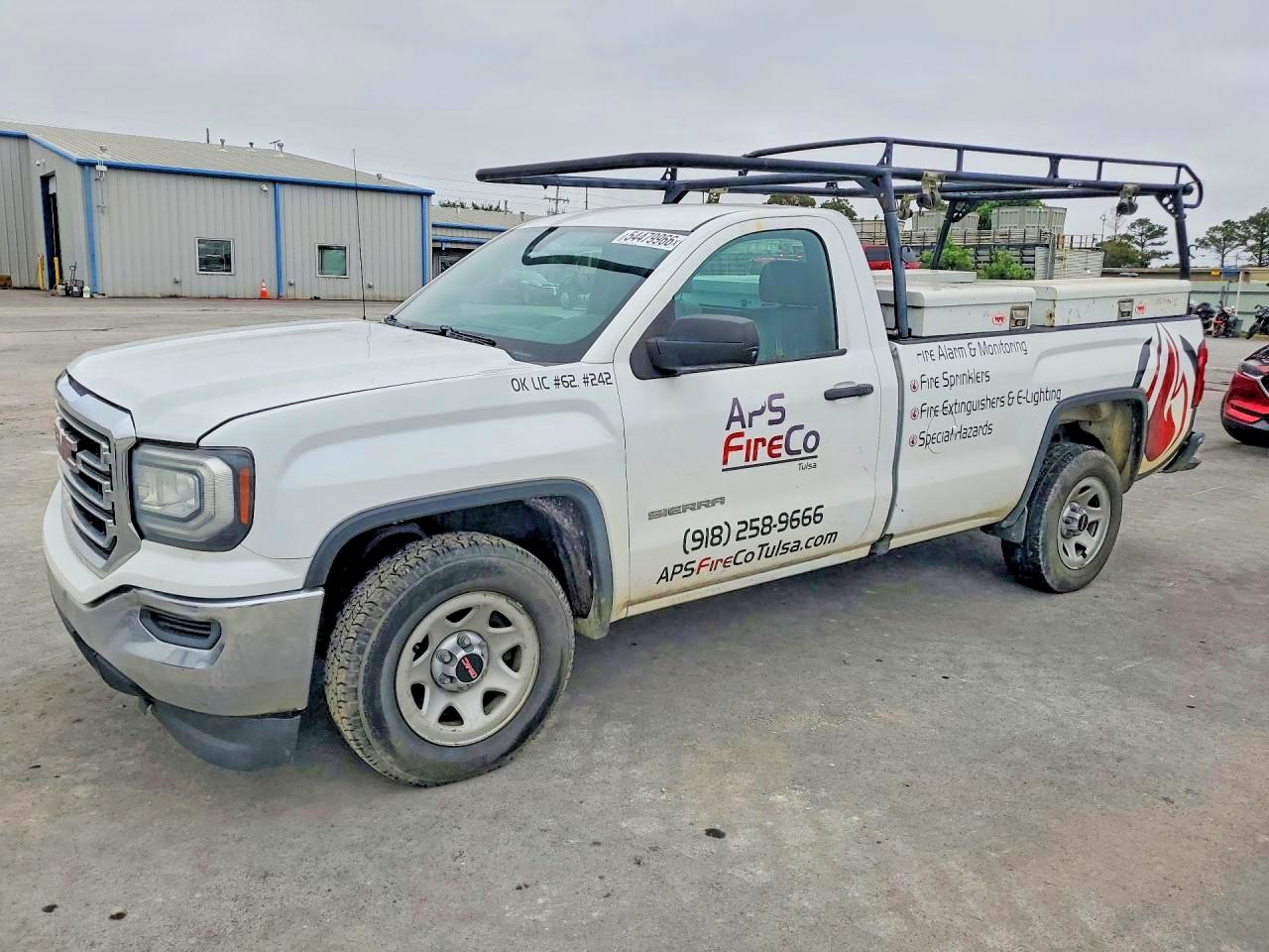 Salvage GMC Sierra Image