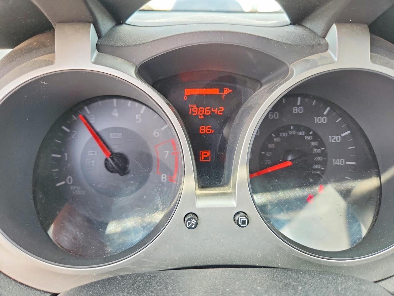 Nissan JUKE S