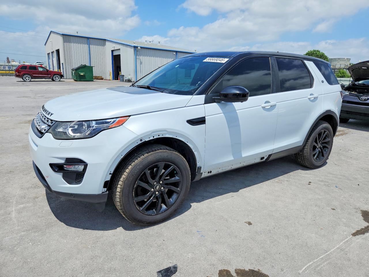 Salvage Land Rover Discovery Image