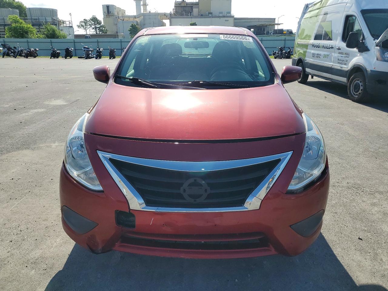 Nissan Versa Sv
