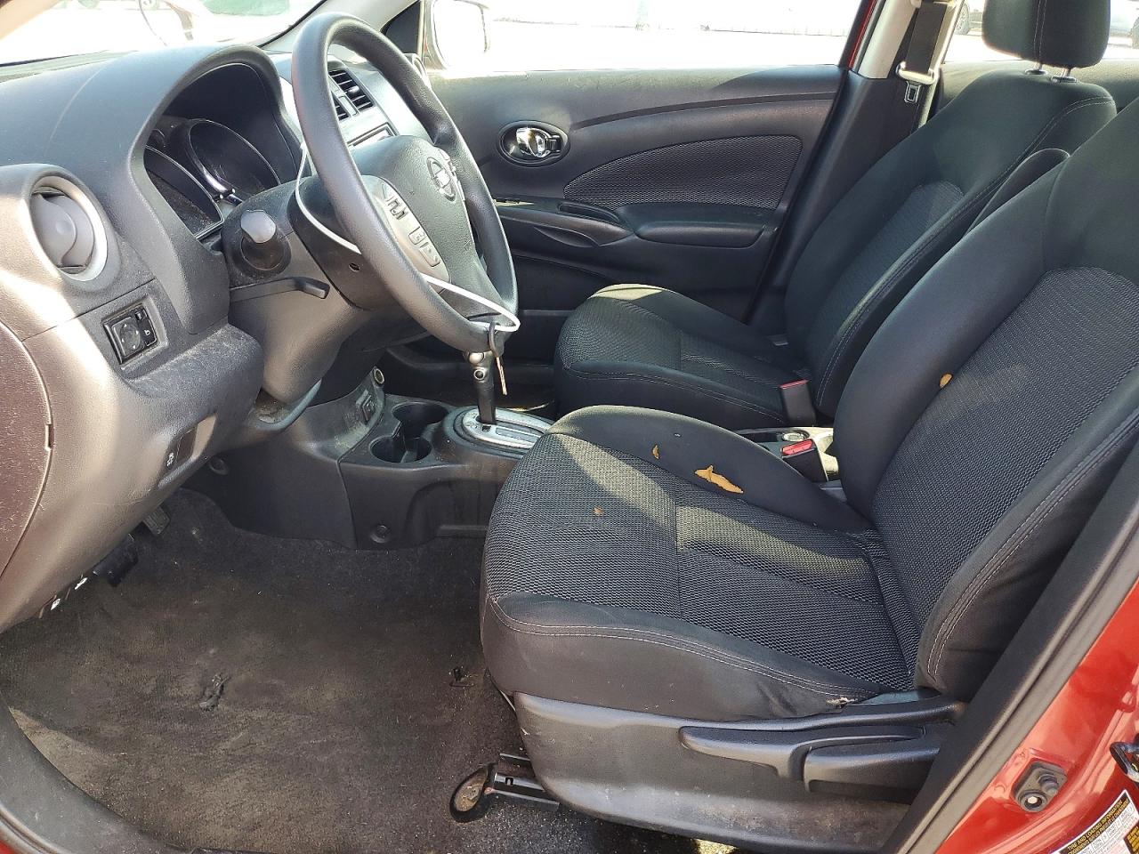 Nissan Versa Sv