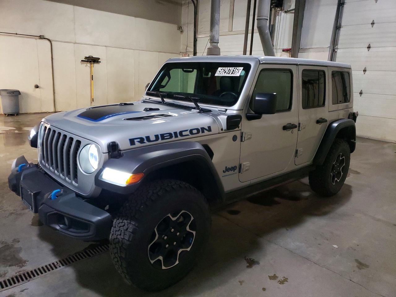 Salvage Jeep Wrangler Image