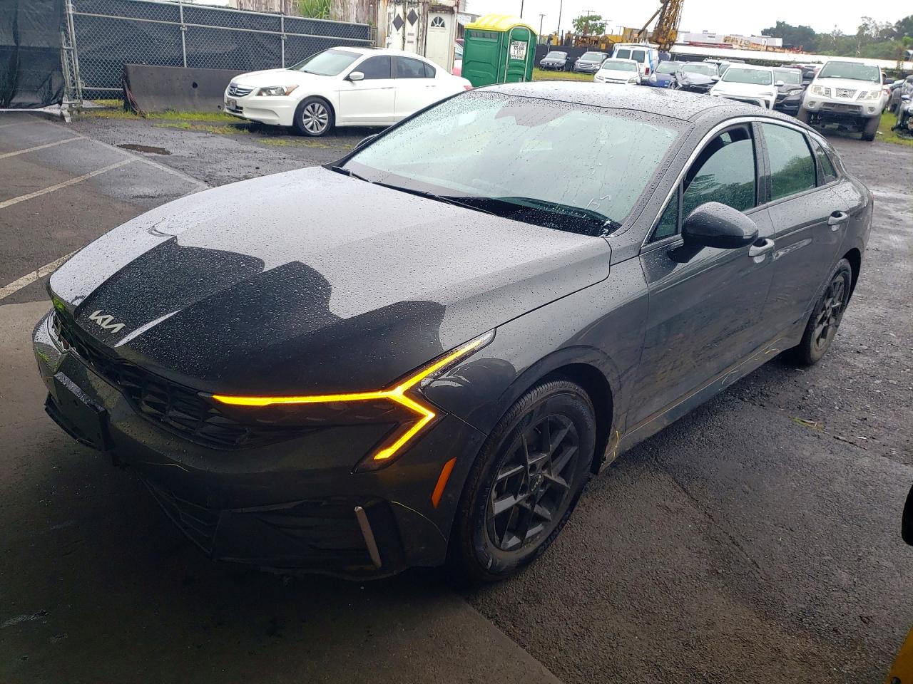 Salvage Kia K5 Image