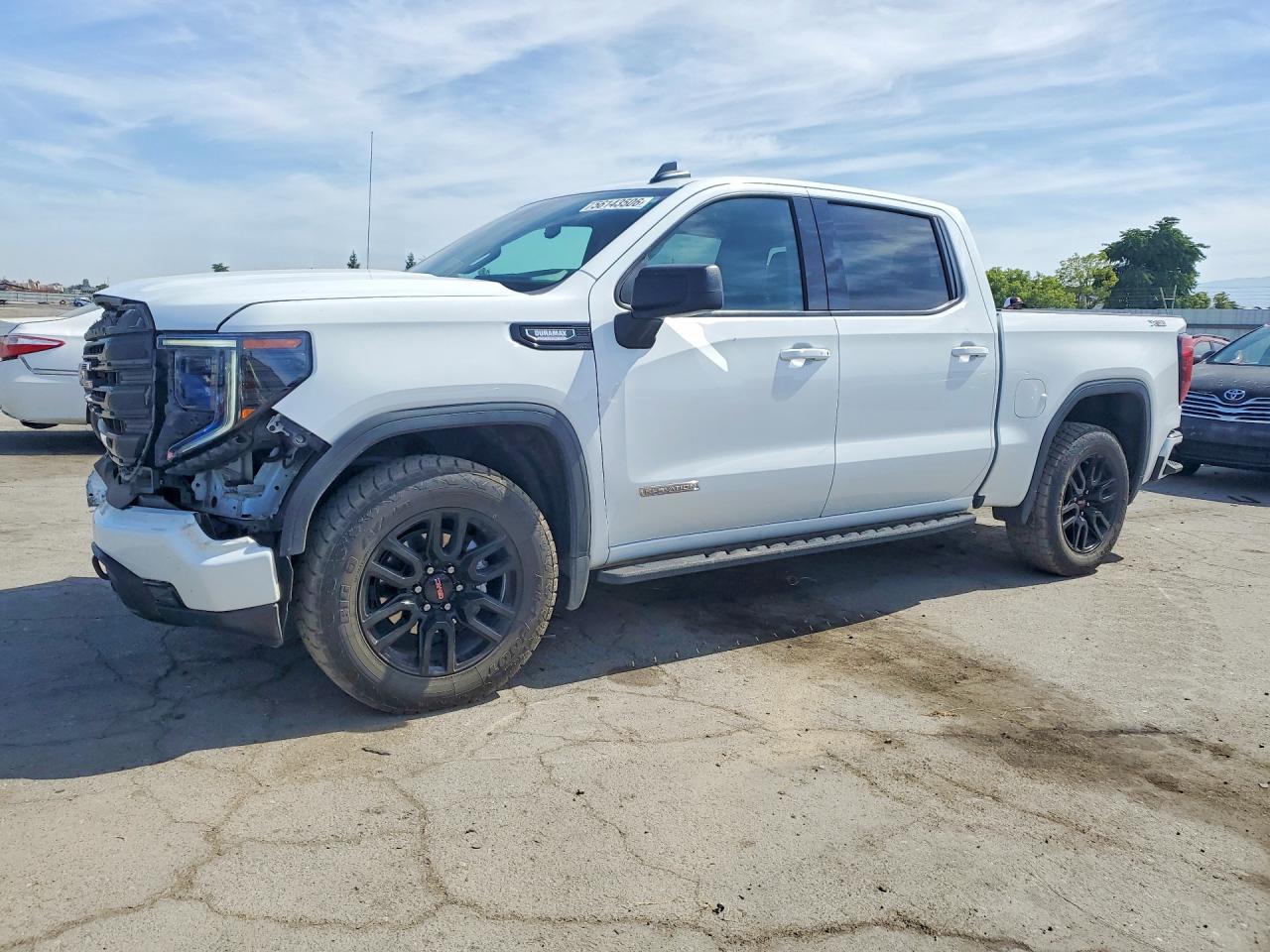 Salvage GMC Sierra Image
