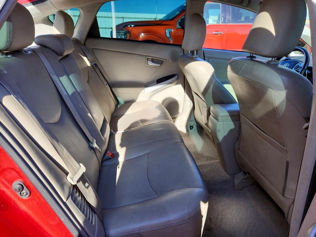 Toyota Prius V