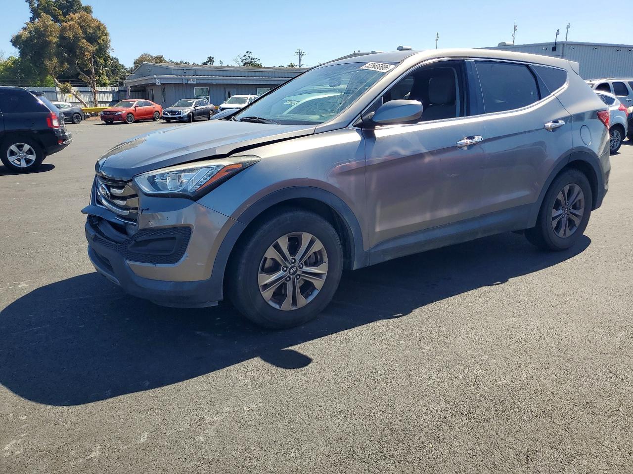 Salvage Hyundai SANTA FE Image