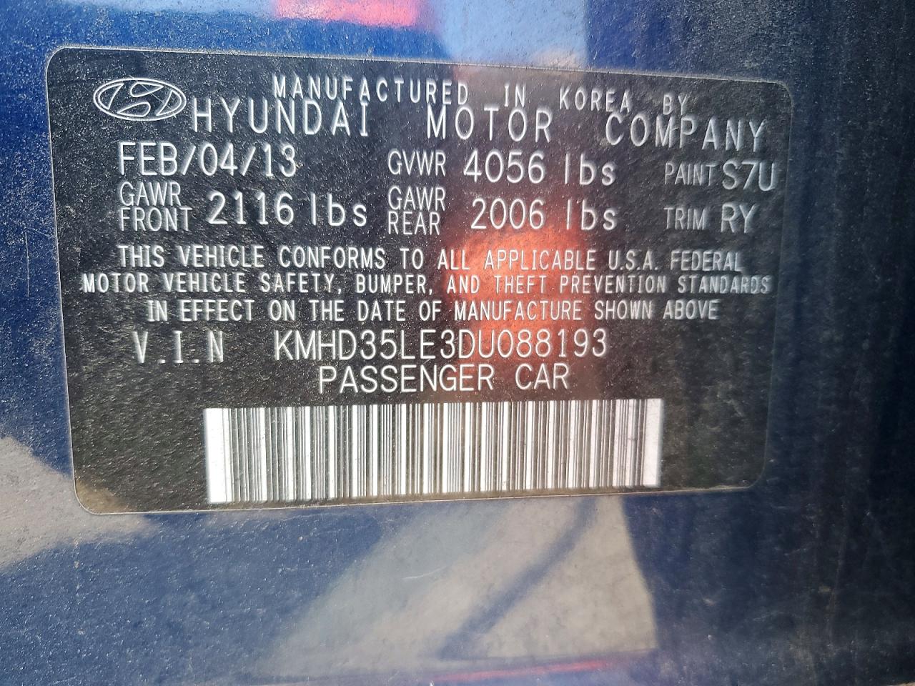 Hyundai ELANTRA Base