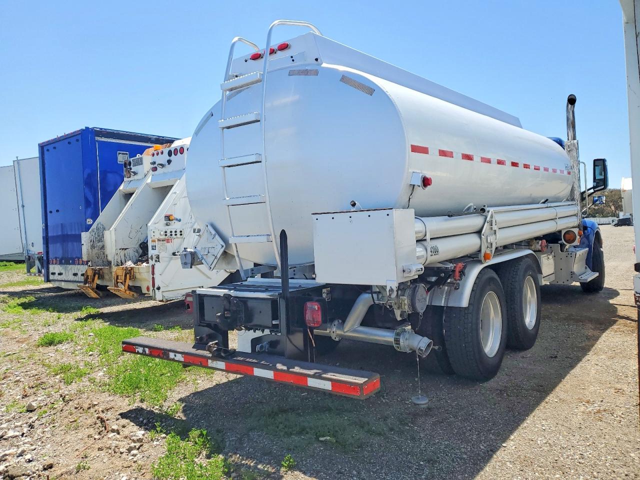 Peterbilt 579
