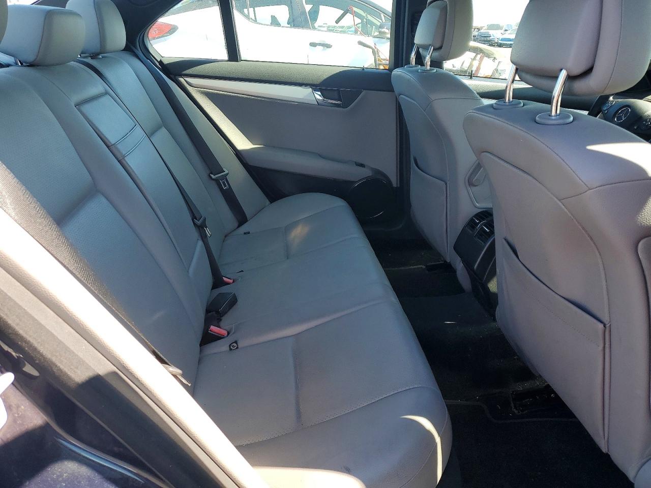 Mercedes-Benz C-Class 300