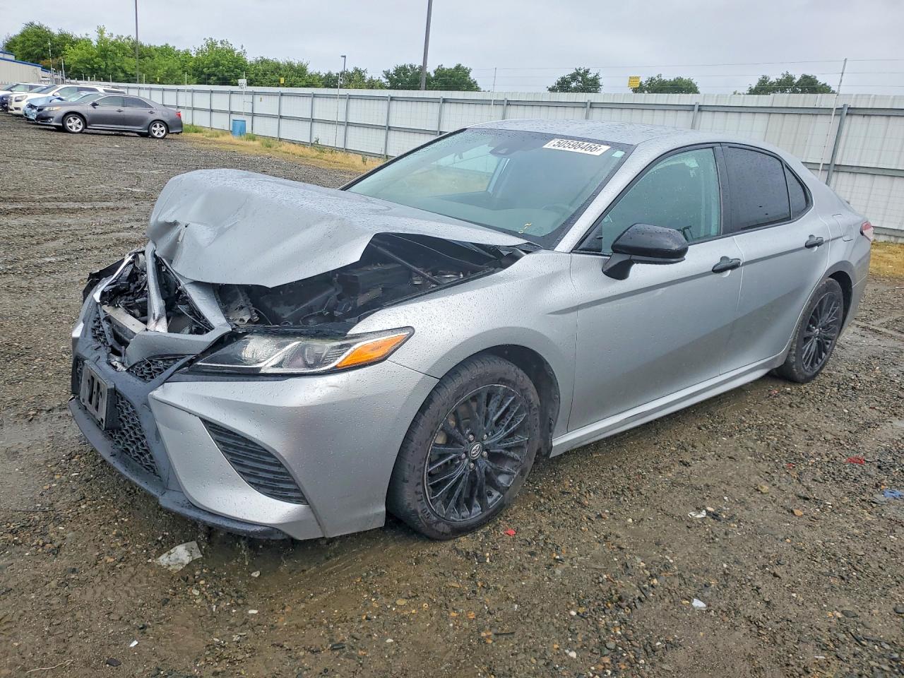 Salvage Toyota Camry Image