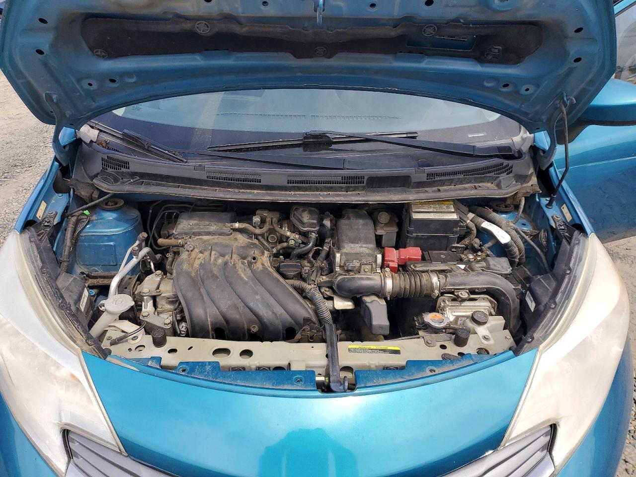 Nissan Versa S Plus