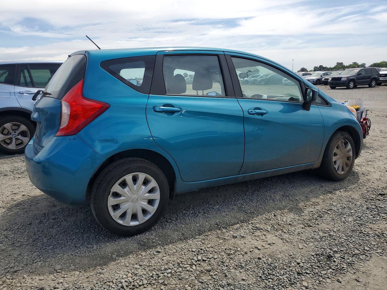 Nissan Versa S Plus